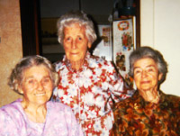 threegrannies.jpg